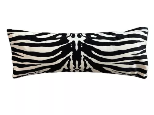 By Kohler Einzigartig und handgefertigt  Kissen Zebrafell 80x30cm (202430)