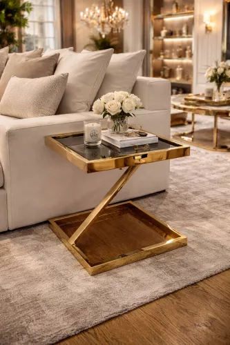 Einzigartig und handgefertigt  Side Table 45x45x50cm Z-S Black Glass