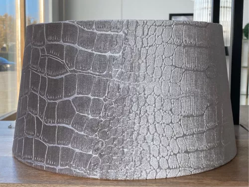 Einzigartig und handgefertigt  Falcon 02 sand on taupe Halfhoog