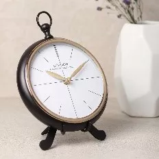 By Kohler Einzigartig und handgefertigt  Table Clock Classic (202145)