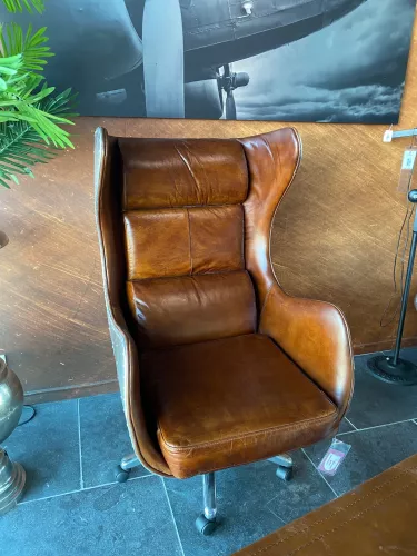 By Kohler Einzigartig und handgefertigt  Flugzeugstuhl Eddison 77x91x106cm (202294)